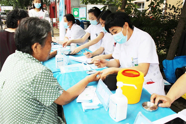 【沈阳省城医院义诊活动进行中】学雷锋、践宗旨、守初心、担使命! 【沈阳省城医院义诊活动进行中】学雷锋、践宗旨、守初心、担使命!